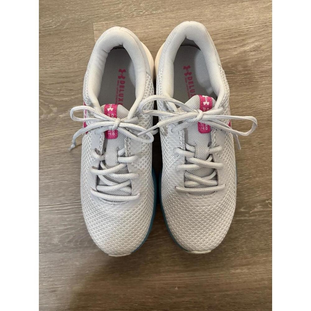 Under Armour Women's Tennis Shoes 8.5